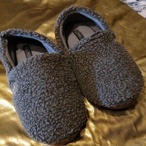 POLO Gray Teddy slippers Size M 9/10